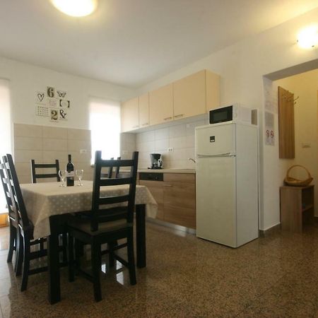 פורץ Apartment Luisa מראה חיצוני תמונה