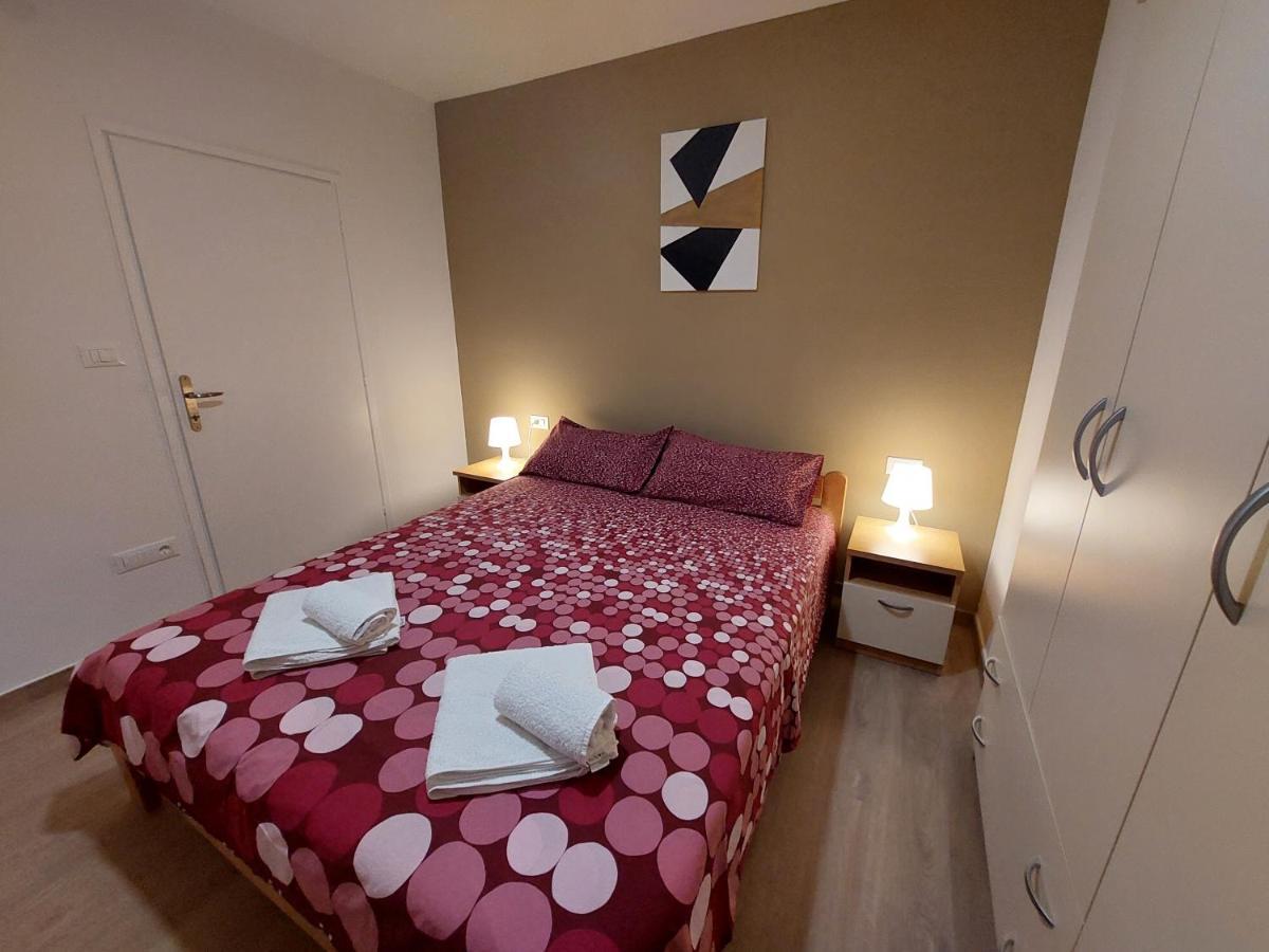 פורץ Apartment Luisa מראה חיצוני תמונה