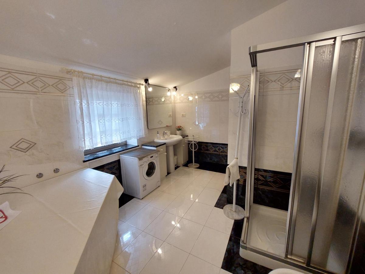 פורץ Apartment Luisa מראה חיצוני תמונה