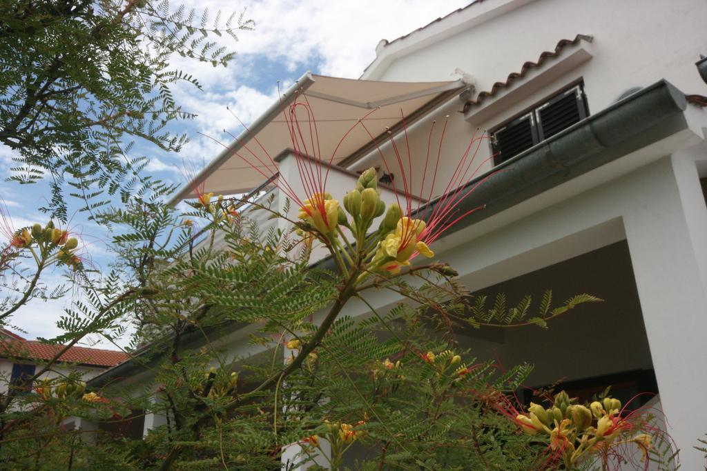 פורץ Apartment Luisa מראה חיצוני תמונה